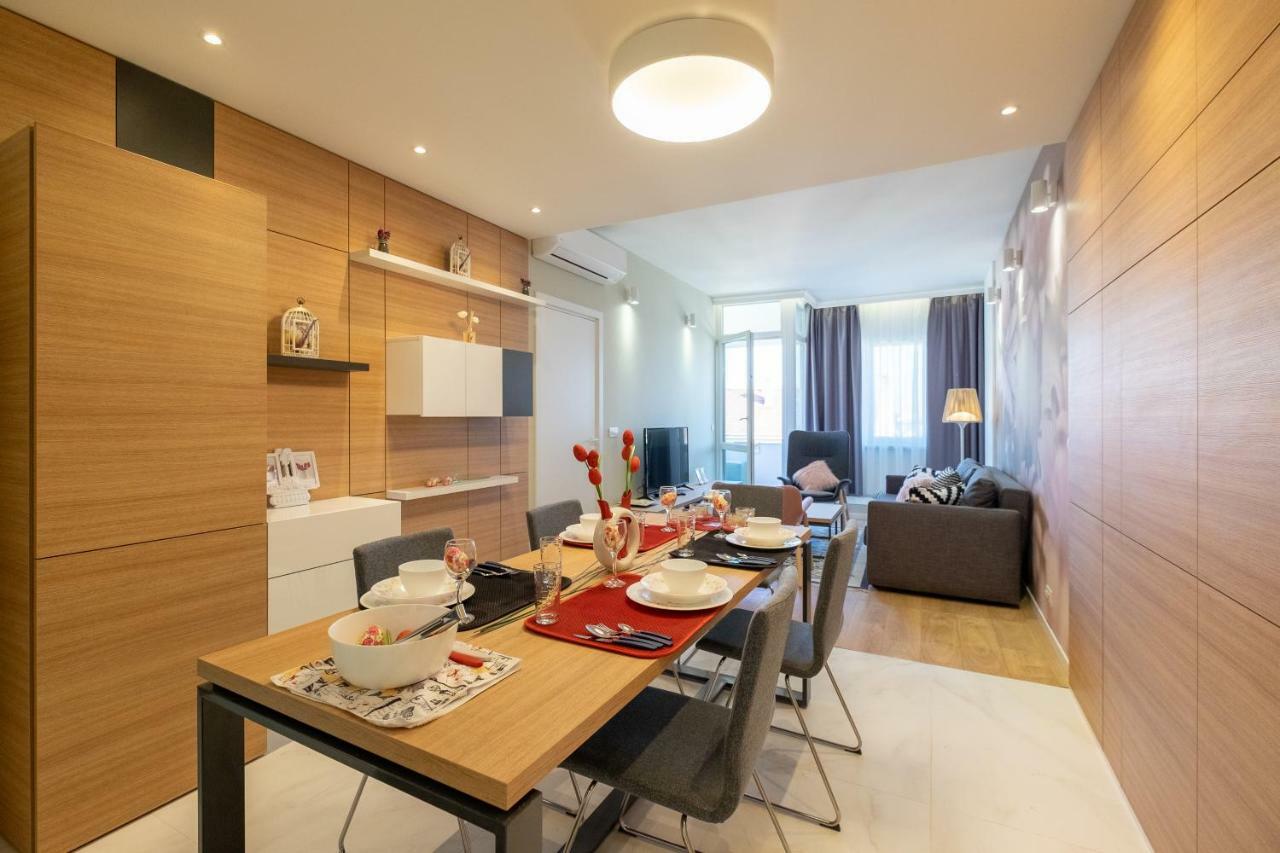 Vitosha Blvd Luxury 2-Bedroom, 2-Bathroom With Balcony Sofia Extérieur photo
